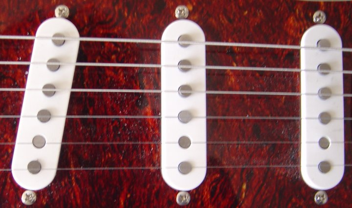 /attachments/5bb85b23-d2ee-11e3-b7aa-bc764e2038f2/Stratocaster Pickups.png